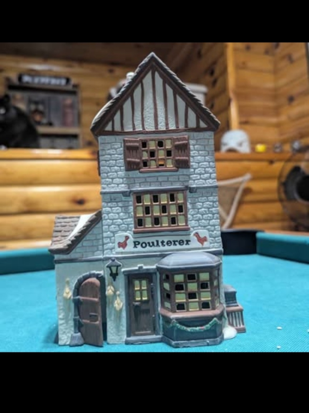 Department 56 - Dickens' Village Series - Poulterer